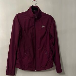 Nike Sportswear Womens Burgundy full zip windbreaker jacket sz M